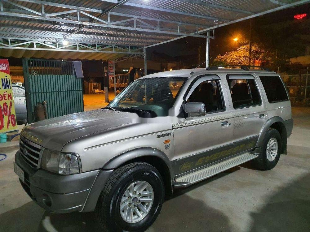 Ford Everest     2005 - Cần bán Ford Everest năm 2005, nhập khẩu 