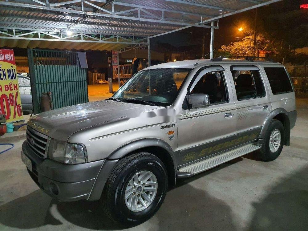 Ford Everest     2005 - Cần bán Ford Everest năm 2005, nhập khẩu 