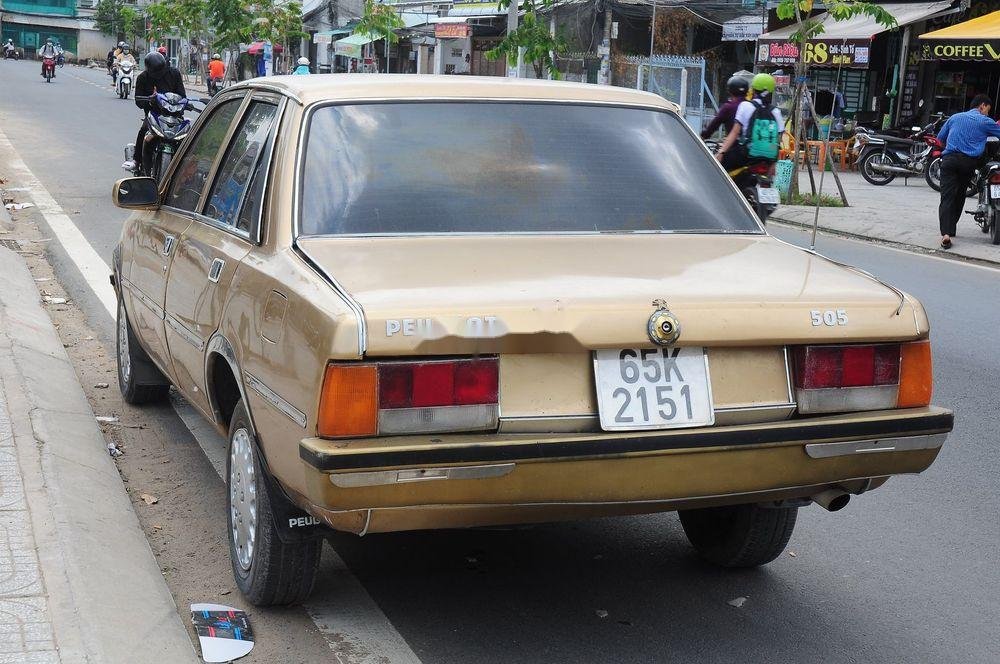 Peugeot 505 1987 - Bán ô tô Peugeot 505 đời 1987, màu vàng, nhập khẩu, giá rẻ