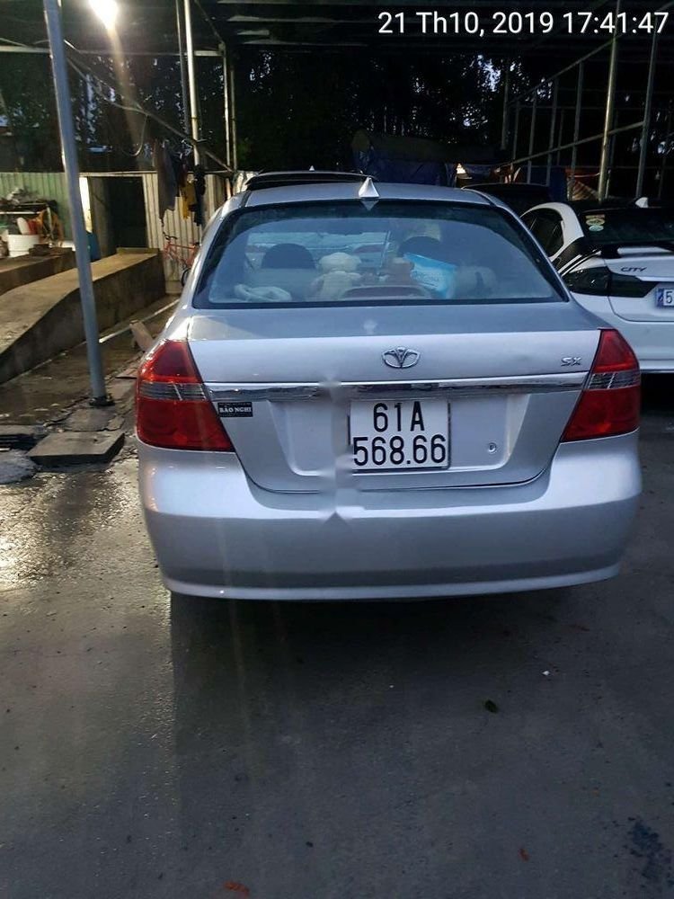 Daewoo Gentra 2008 - Cần bán gấp Daewoo Gentra đời 2008 xe gia đình