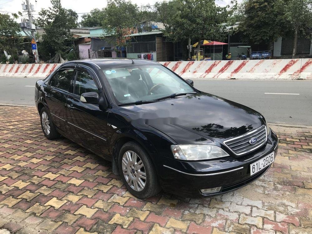 Ford Mondeo 2004 - Bán Ford Mondeo đời 2004, màu đen