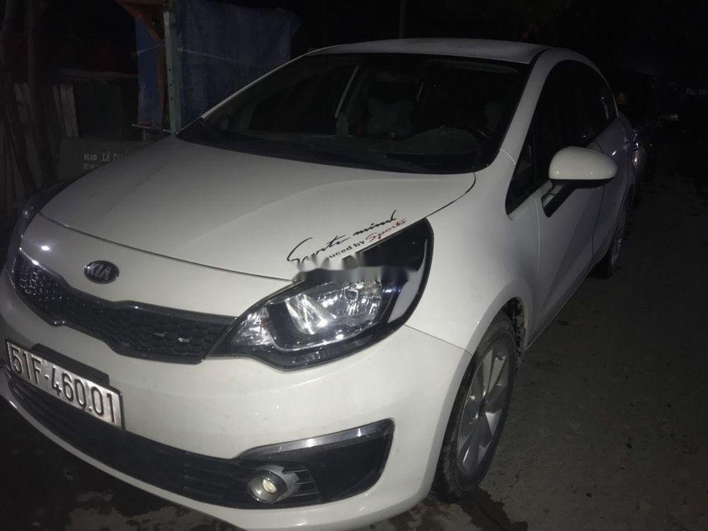 Kia Rio 2016 - Bán xe Kia Rio sản xuất 2016, màu trắng giá cạnh tranh