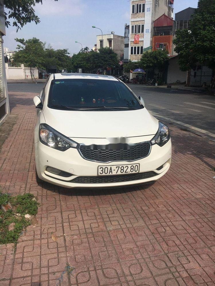 Kia K3 2015 - Bán Kia K3 1.6AT 2015 màu trắng, số tự động, giá tốt