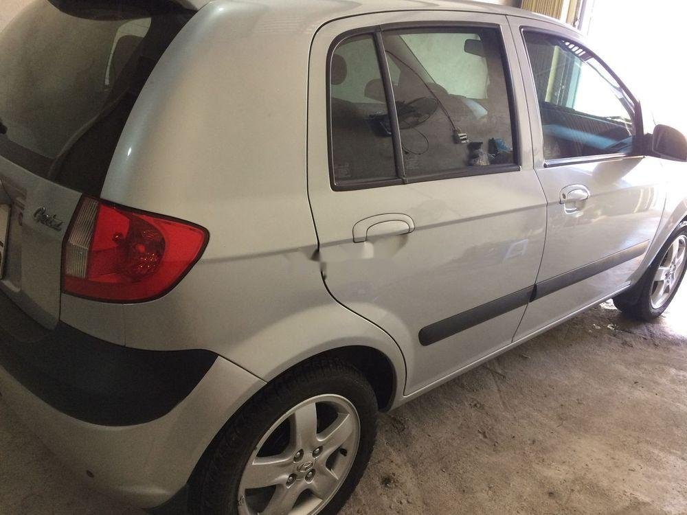 Hyundai Getz 2010 - Cần bán Hyundai Getz đời 2010, màu bạc, xe nhập số tự động, giá tốt