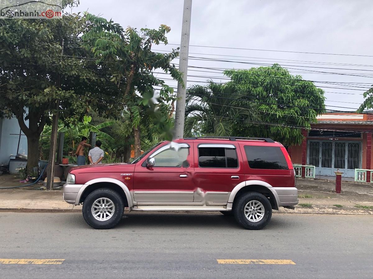 Ford Everest 2005 - Cần bán xe Ford Everest 2005, màu đỏ, nhập khẩu nguyên chiếc còn mới