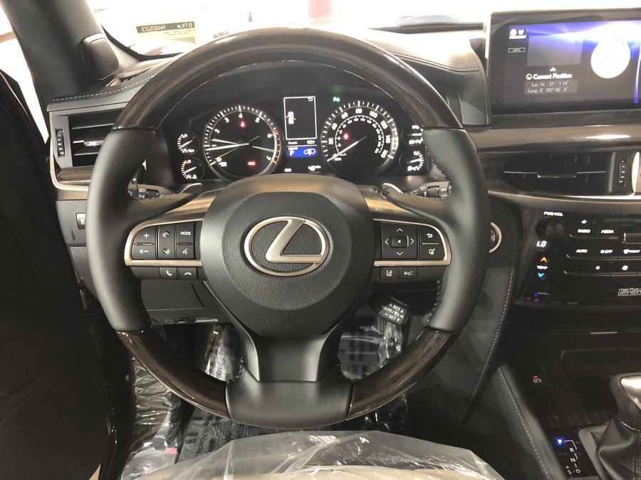 Lexus LX5700 LX570 Black Edition 2019 - Bán ô tô Lexus LX5700 LX570 Black Edition đời 2019, màu đen, xe nhập