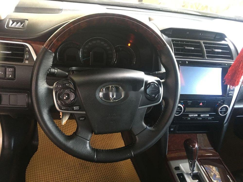 Toyota Camry 2014 - Cần bán Toyota Camry đời 2014, nội thất đẹp