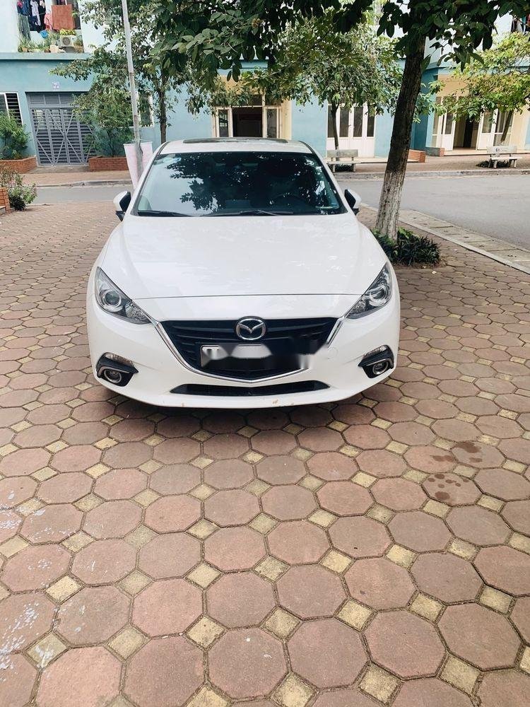 Mazda 3 2016 - Cần bán xe Mazda 3 1.5 2016, màu trắng, chính chủ