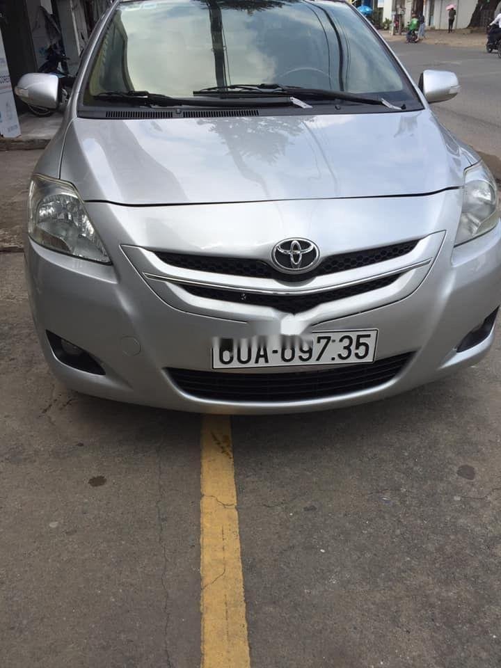 Toyota Vios 2008 - Bán Toyota Vios 2008, màu bạc, giá chỉ 320 triệu