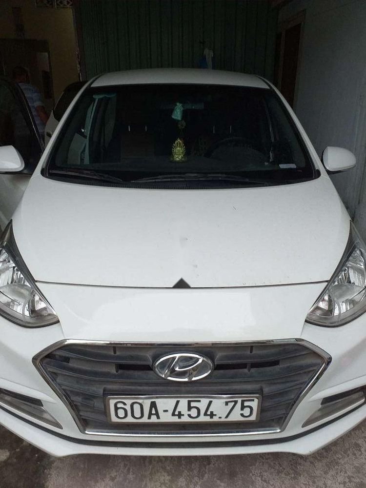 Hyundai Grand i10 2018 - Bán Hyundai Grand i10 năm sản xuất 2018, màu trắng, xe nhập khẩu chính hãng