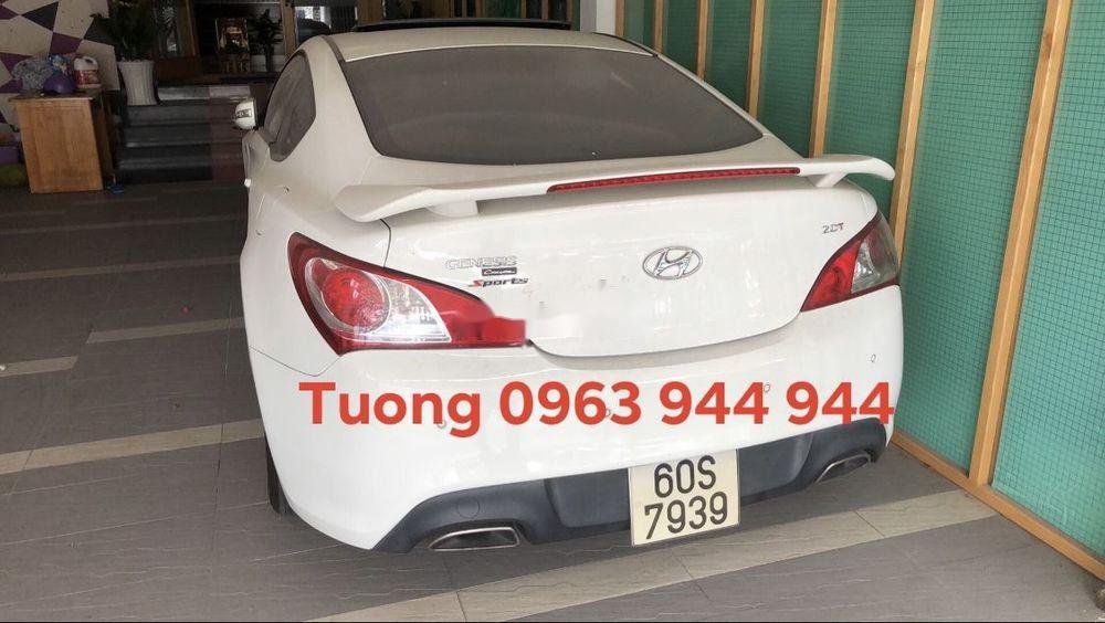 Hyundai Genesis  2.0 turbo  2010 - Bán xe Hyundai Genesis 2.0 turbo 2010, màu trắng, nhập khẩu nguyên chiếc