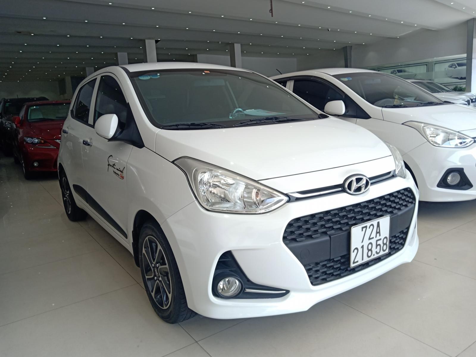 Hyundai i10 1.0 2017 - Cần bán gấp Hyundai i10 1.0 2017, màu trắng, nhập khẩu chính hãng, giá 365 tr