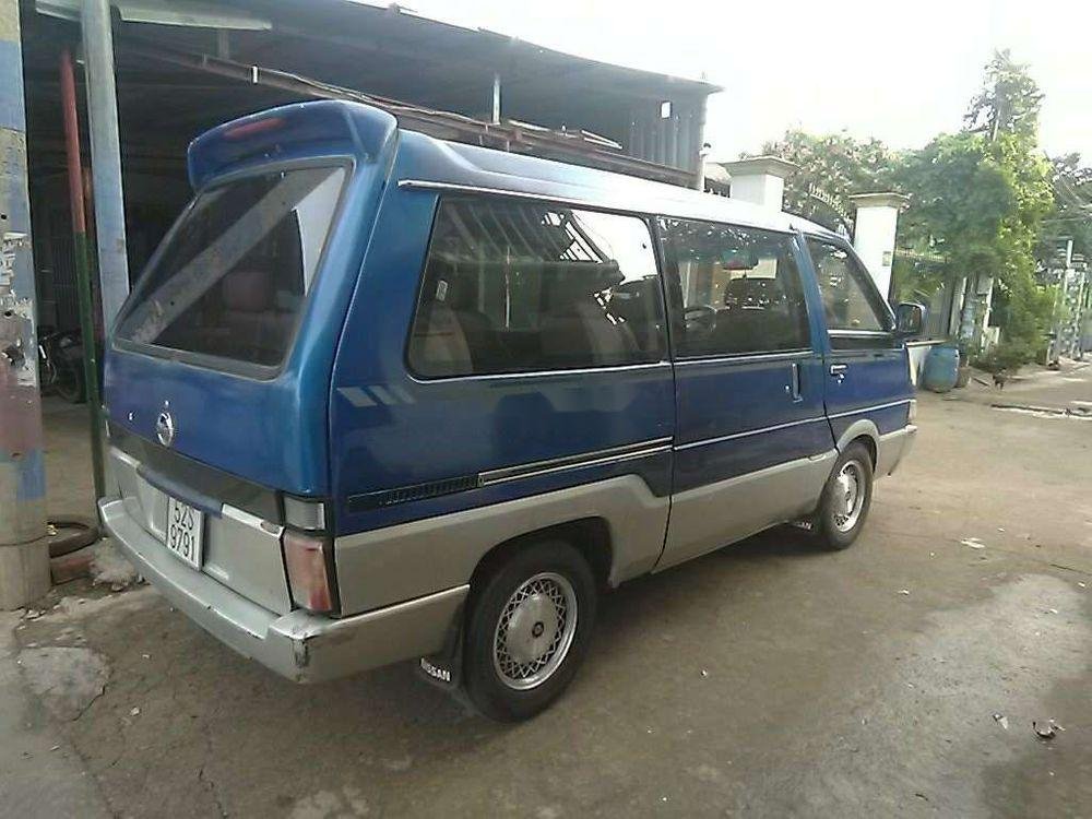 Nissan Grand livina 2001 - Bán xe Nissan Grand livina 2001, màu xanh lam, còn nguyên bản