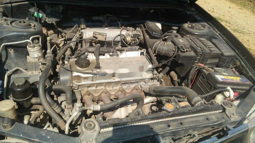 Mitsubishi Lancer 2000 - Cần bán Mitsubishi Lancer năm sản xuất 2000, xe còn nguyên bản