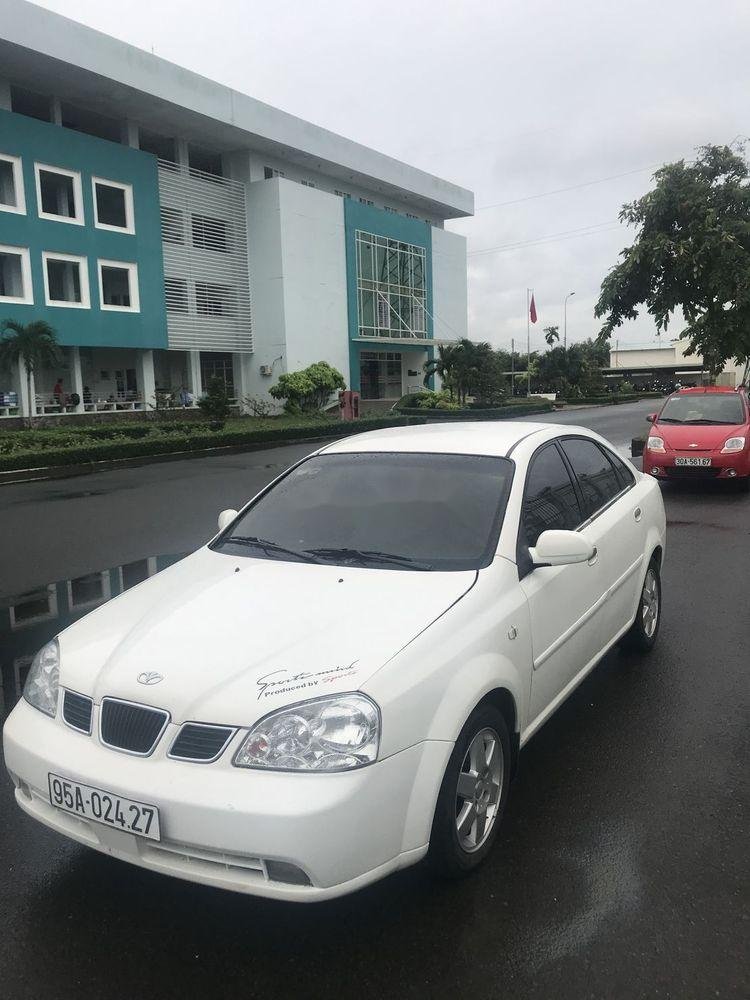 Daewoo Lacetti   1.8 2005 - Cần bán gấp Daewoo Lacetti 1.8 đời 2005, màu trắng, xe nhập giá cạnh tranh