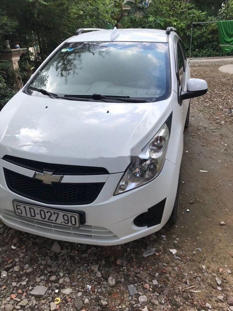 Chevrolet Spark   2011 - Bán Chevrolet Spark sản xuất năm 2011, màu trắng, nhập khẩu, xe còn mới