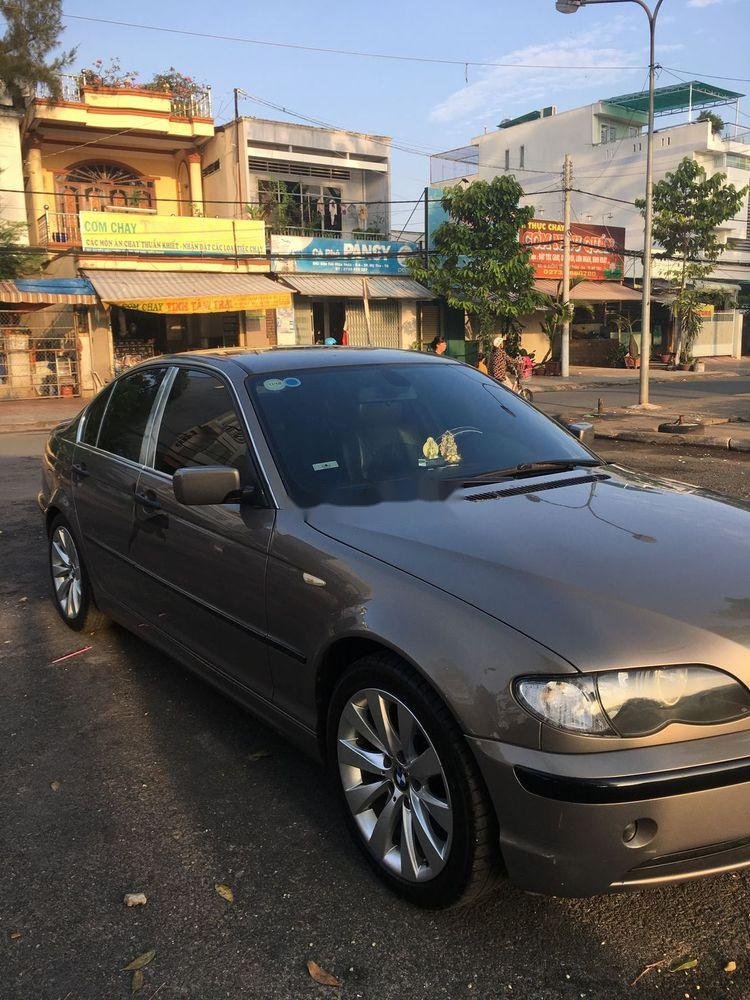 BMW 3 Series 2005 - Cần bán lại xe BMW 3 Series đời 2005, xe nhập còn mới, giá tốt