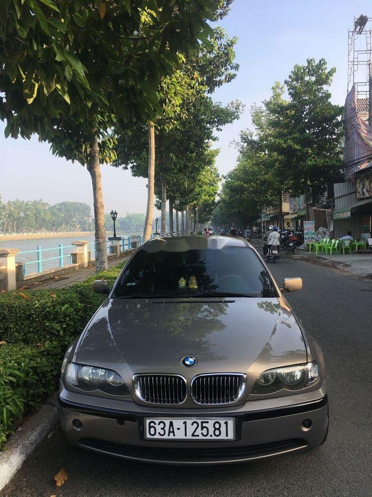 BMW 3 Series 2005 - Cần bán lại xe BMW 3 Series đời 2005, xe nhập còn mới, giá tốt