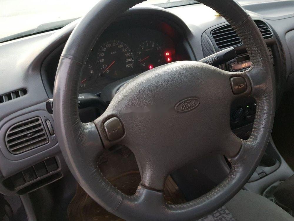 Ford Laser MT 2001 - Cần bán Ford Laser MT sản xuất năm 2001