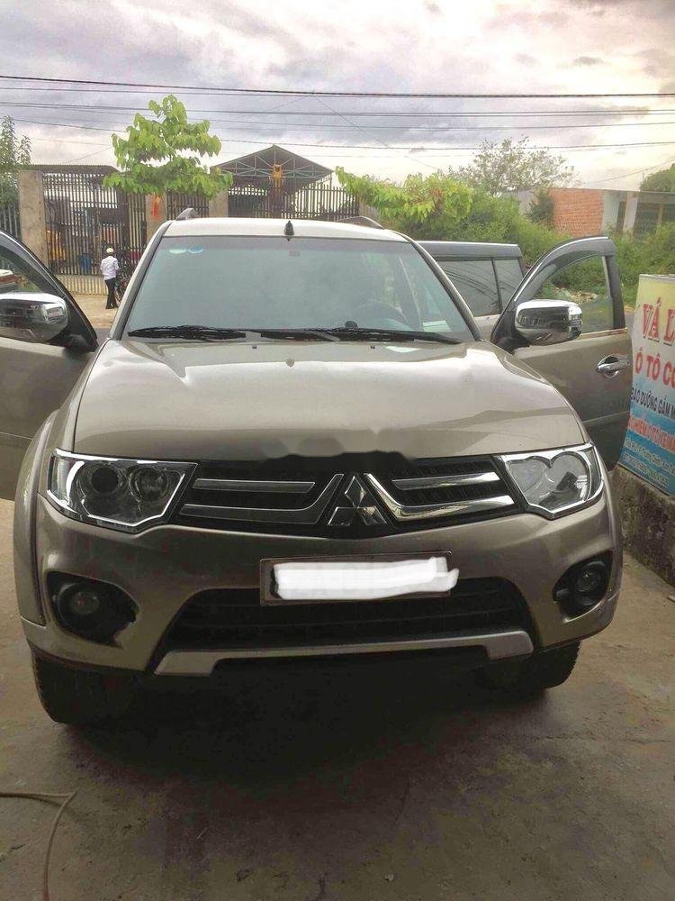 Mitsubishi Pajero AT 2014 - Cần bán lại xe Mitsubishi Pajero AT năm 2014 chính chủ