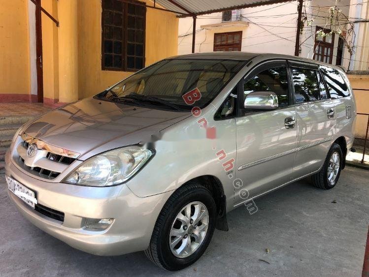 Toyota Innova   G   2007 - Cần bán gấp Toyota Innova G năm sản xuất 2007, màu bạc, giá tốt