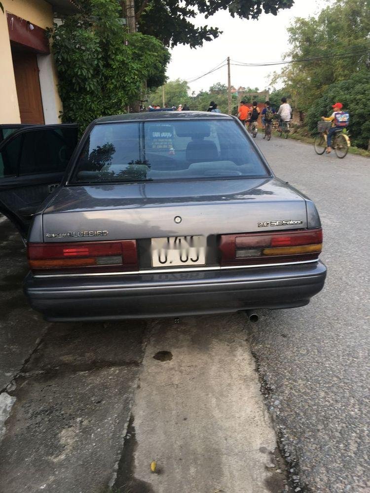 Nissan Bluebird   1993 - Bán Nissan Bluebird đời 1993, màu xám, nhập khẩu