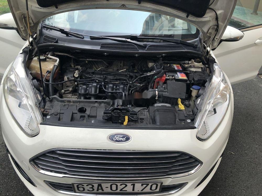 Ford Fiesta 2014 - Cần bán gấp Ford Fiesta năm sản xuất 2014, xe nguyên bản