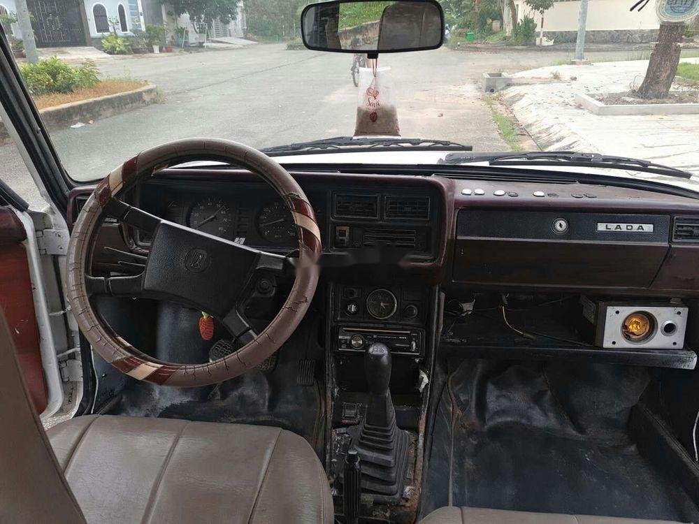 Lada 2107 1986 - Bán Lada 2107 đời 1986, màu trắng, 35tr