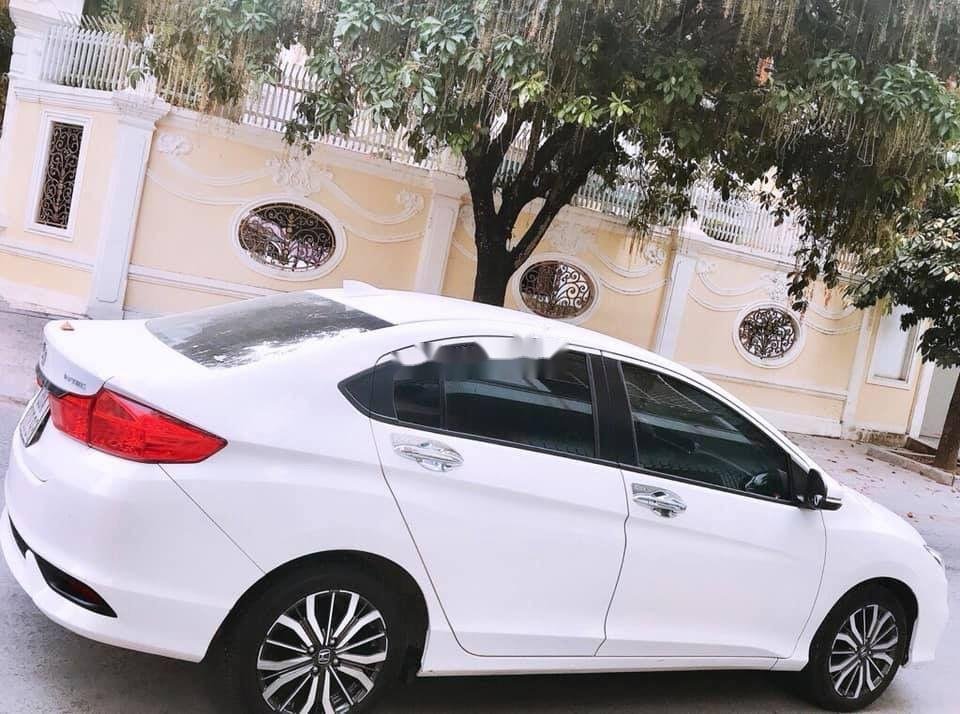 Honda City 2018 - Bán xe Honda City sản xuất 2018, màu trắng xe nguyên bản