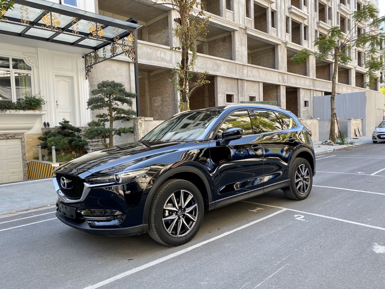 Mazda CX 5 2.0 AT 2018 - Cần bán lại xe Mazda CX 5 2.0 AT sản xuất 2018, màu đen