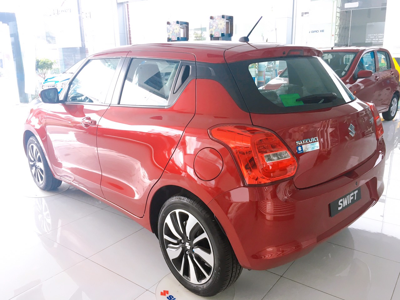 Suzuki Swift CVT 2019 - Bán Suzuki Swift CVT đời 2019, màu đỏ, nhập khẩu nguyên chiếc