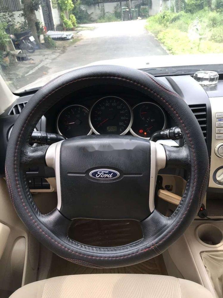 Ford Everest 2009 - Bán xe Ford Everest năm sản xuất 2009 chính chủ, 425 triệu xe nguyên bản