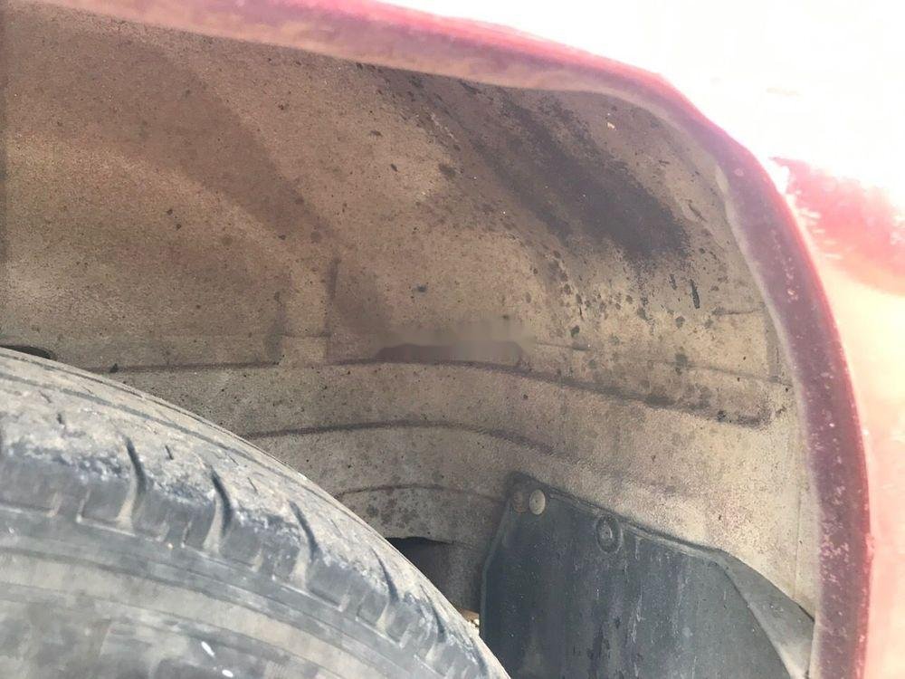 Mercedes-Benz MB 2004 - Bán Mercedes đời 2004, màu đỏ xe nguyên bản