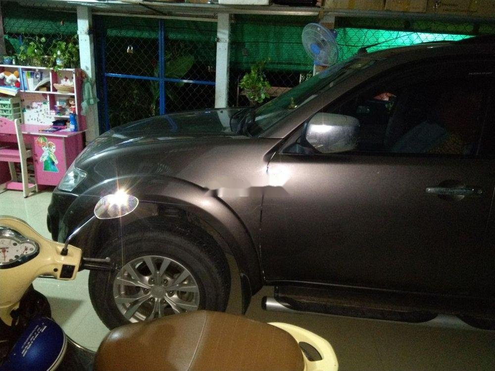 Mitsubishi Pajero Sport MT 2015 - Bán Mitsubishi Pajero Sport MT sản xuất 2015, giá chỉ 700 triệu