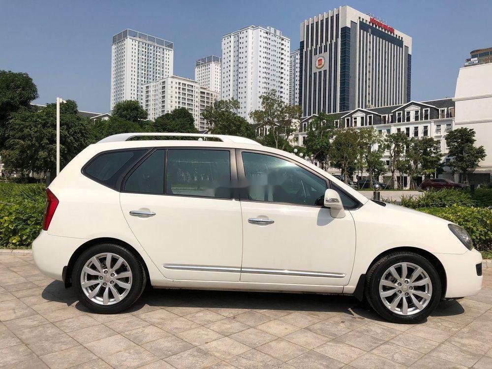 Kia Carens 2012 - Cần bán Kia Carens 2.0AT đời 2012, màu trắng chính chủ