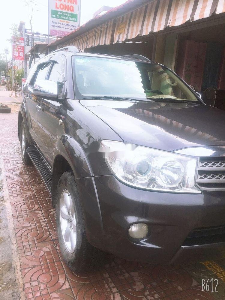 Toyota Fortuner  MT 2009 - Cần bán Toyota Fortuner MT năm sản xuất 2009 số sàn, giá 538tr