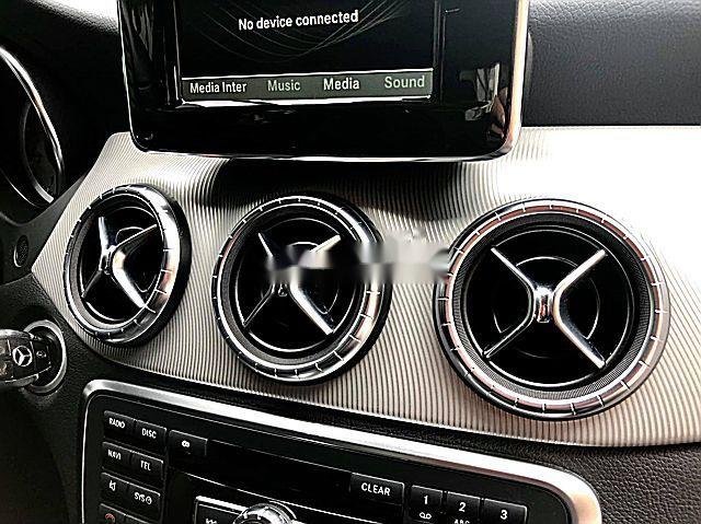 Mercedes-Benz CLA class 2015 - Cần bán xe Mercedes sản xuất 2015, xe nhập chính hãng