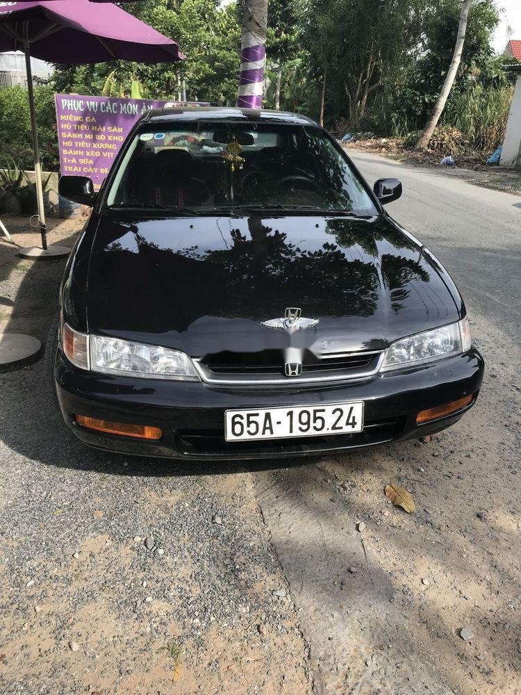 Honda Accord 1997 - Bán Honda Accord năm sản xuất 1997, màu đen, xe nhập chính hãng