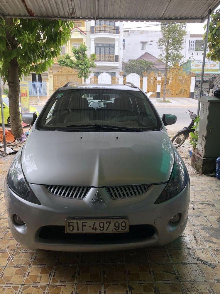 Mitsubishi Grandis   2005 - Bán Mitsubishi Grandis đời 2005, màu bạc, số tự động, 295tr