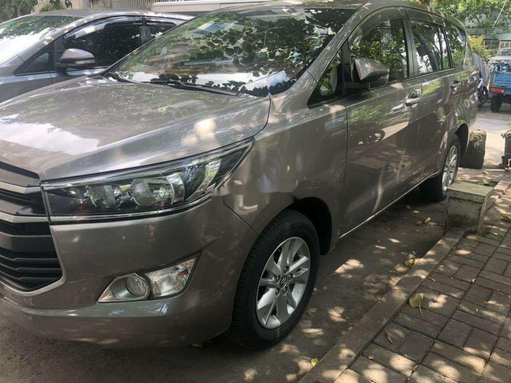 Toyota Innova  MT 2018 - Cần bán Toyota Innova MT năm sản xuất 2018 số sàn, giá chỉ 695 triệu