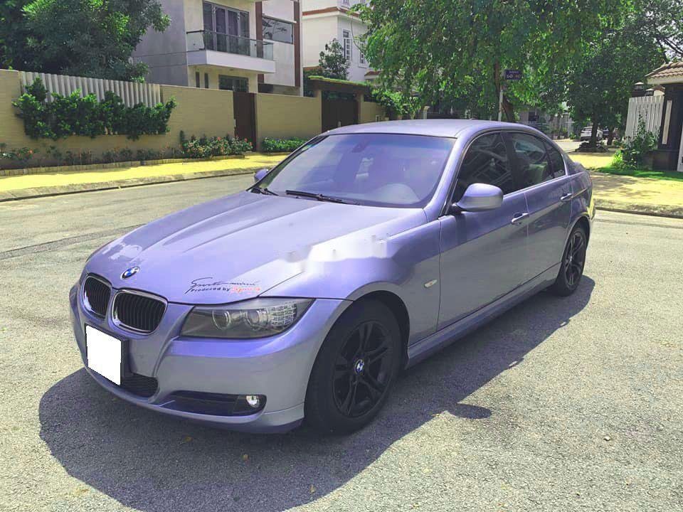 BMW 3 Series   2011 - Bán xe BMW 320i sản xuất 2011, màu tím, số tự động, 453tr