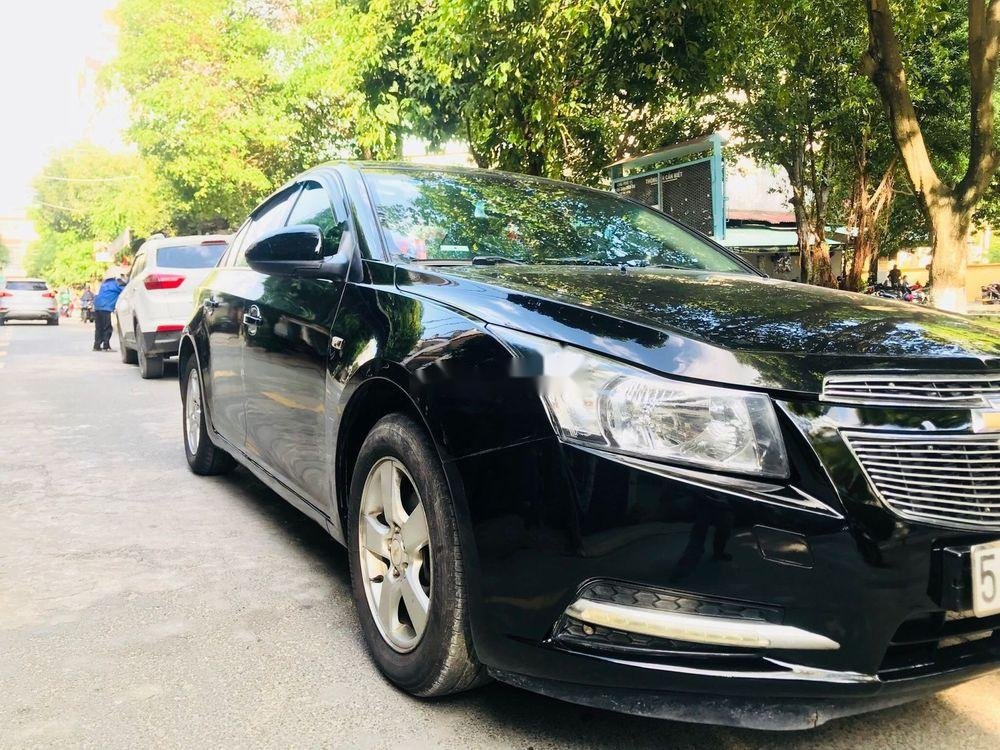 Chevrolet Cruze 2012 - Cần bán lại xe Chevrolet Cruze năm 2012, màu đen, 290 triệu