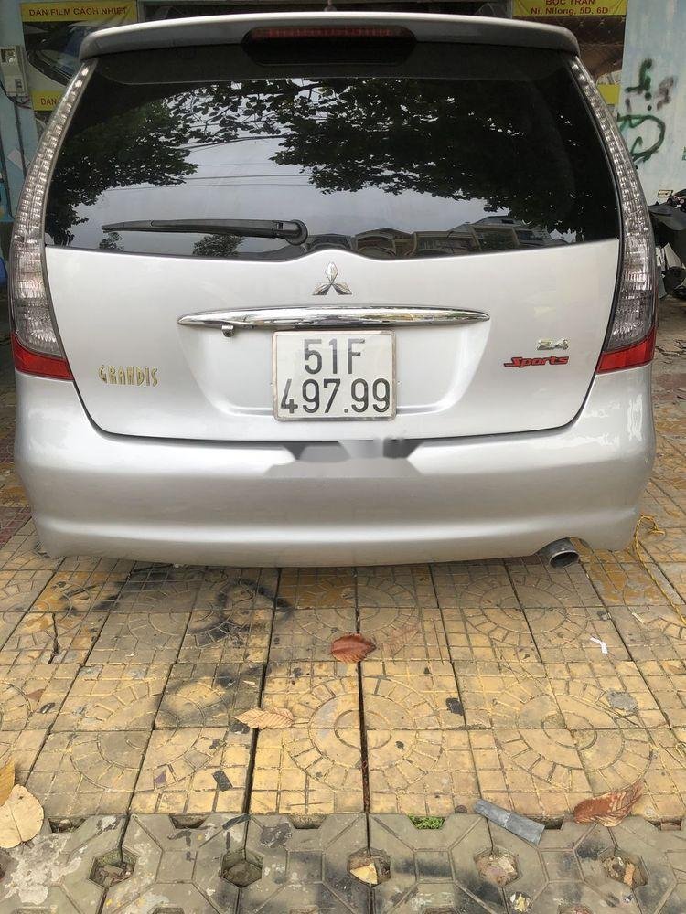 Mitsubishi Grandis   2005 - Bán Mitsubishi Grandis đời 2005, màu bạc, số tự động, 295tr