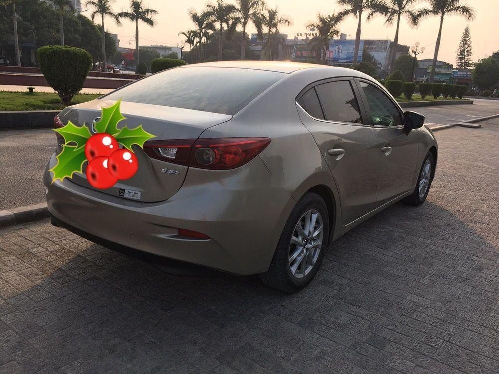 Mazda 3   2015 - Cần bán gấp Mazda 3 năm sản xuất 2015, xe mua từ mới