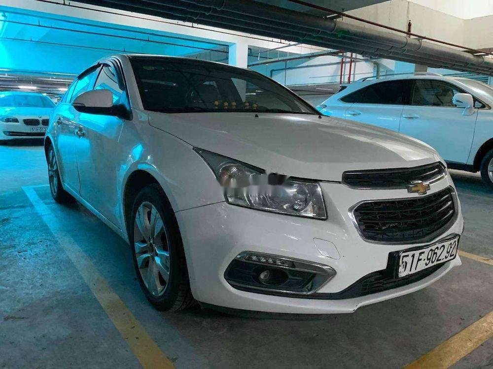 Chevrolet Cruze  AT 2016 - Bán Chevrolet Cruze AT sản xuất 2016, màu trắng, giá chỉ 430 triệu