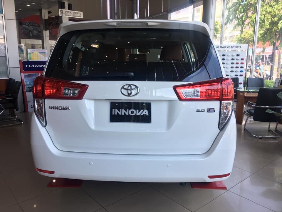 Toyota Innova 2019 - Innova E tặng 50% trước bạ + 1 năm BHVC + coupon ưu đãi cực lớn cuối năm