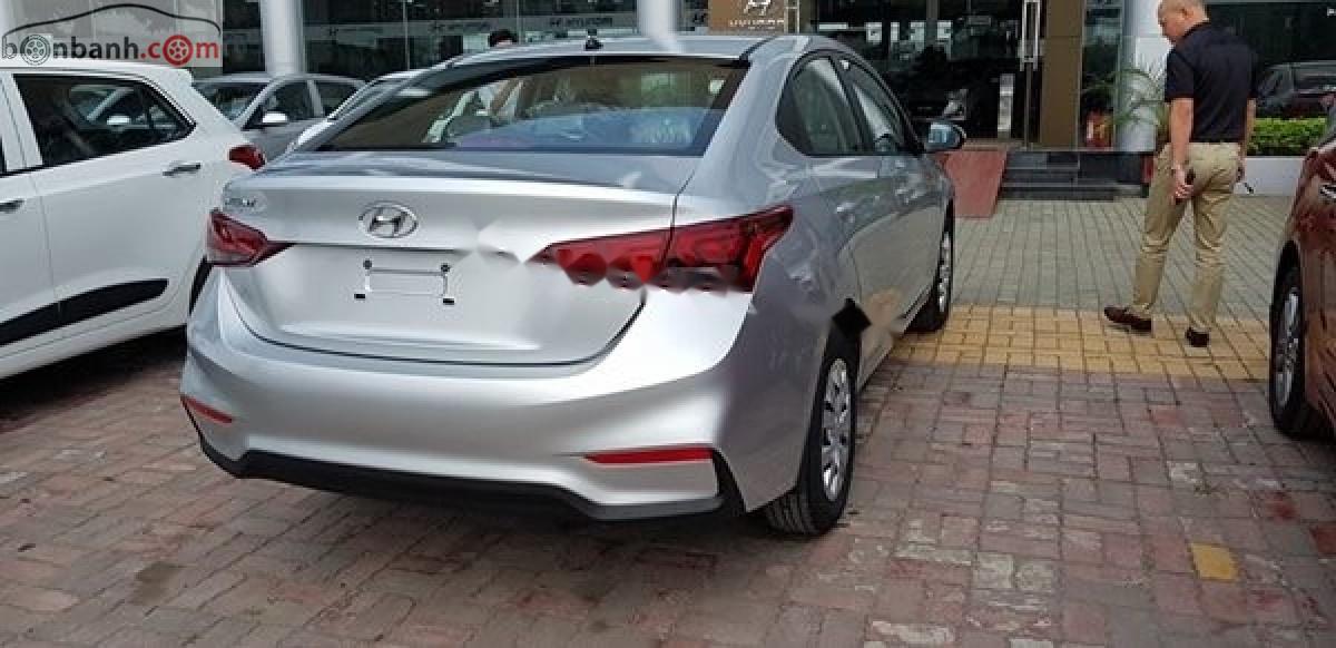 Hyundai Accent   2019 - Bán Hyundai Accent năm 2019, màu bạc, giá chỉ 420 triệu