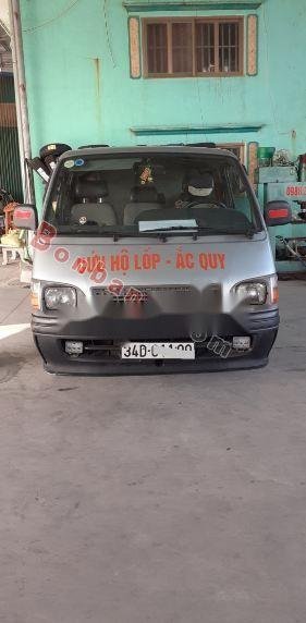 Toyota Hiace   2003 - Bán Toyota Hiace sản xuất năm 2003, màu bạc, xe còn mới, giá tốt