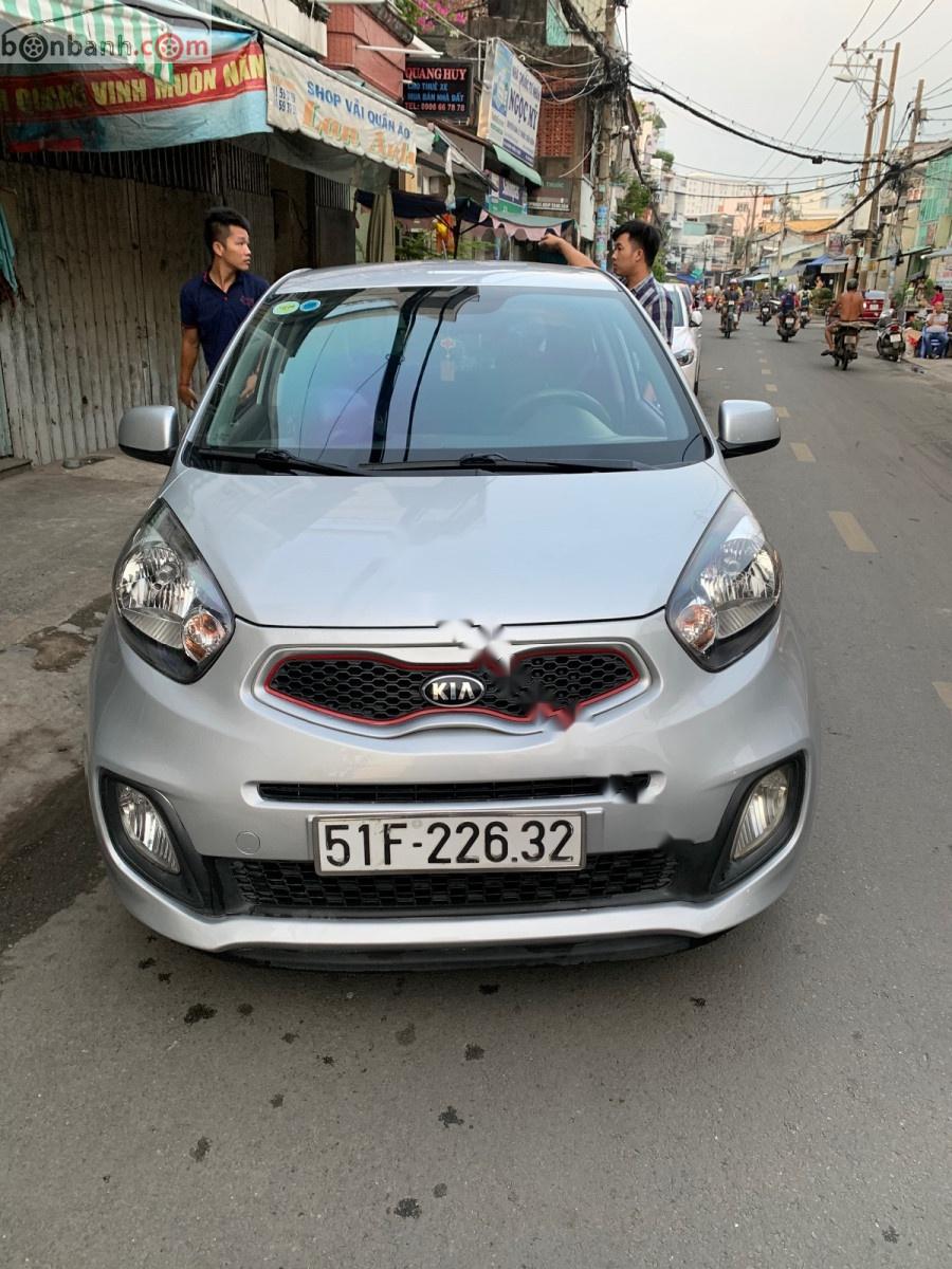 Kia Morning 2015 - Bán Kia Morning sản xuất 2015, màu bạc, số sàn, giá cạnh tranh