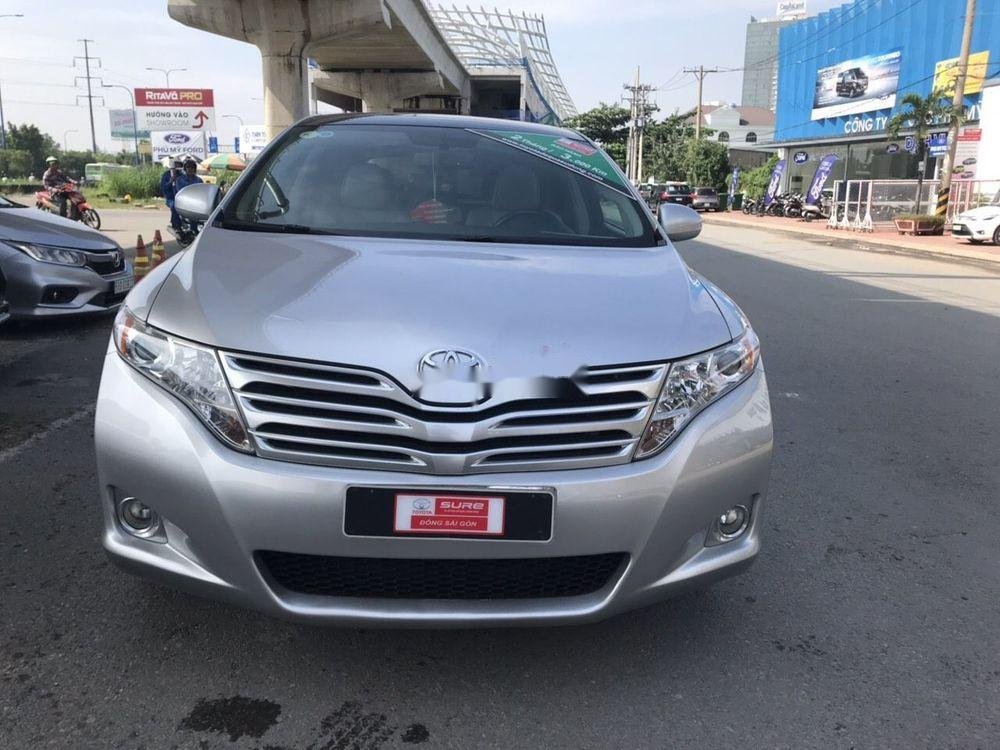 Toyota Venza 2009 - Cần bán xe Toyota Venza đời 2009, màu bạc chính chủ, giá chỉ 750 triệu xe nguyên bản